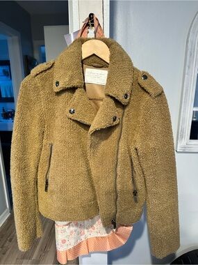 🍁Zara Teddy Biker Jacket in Camel Brown